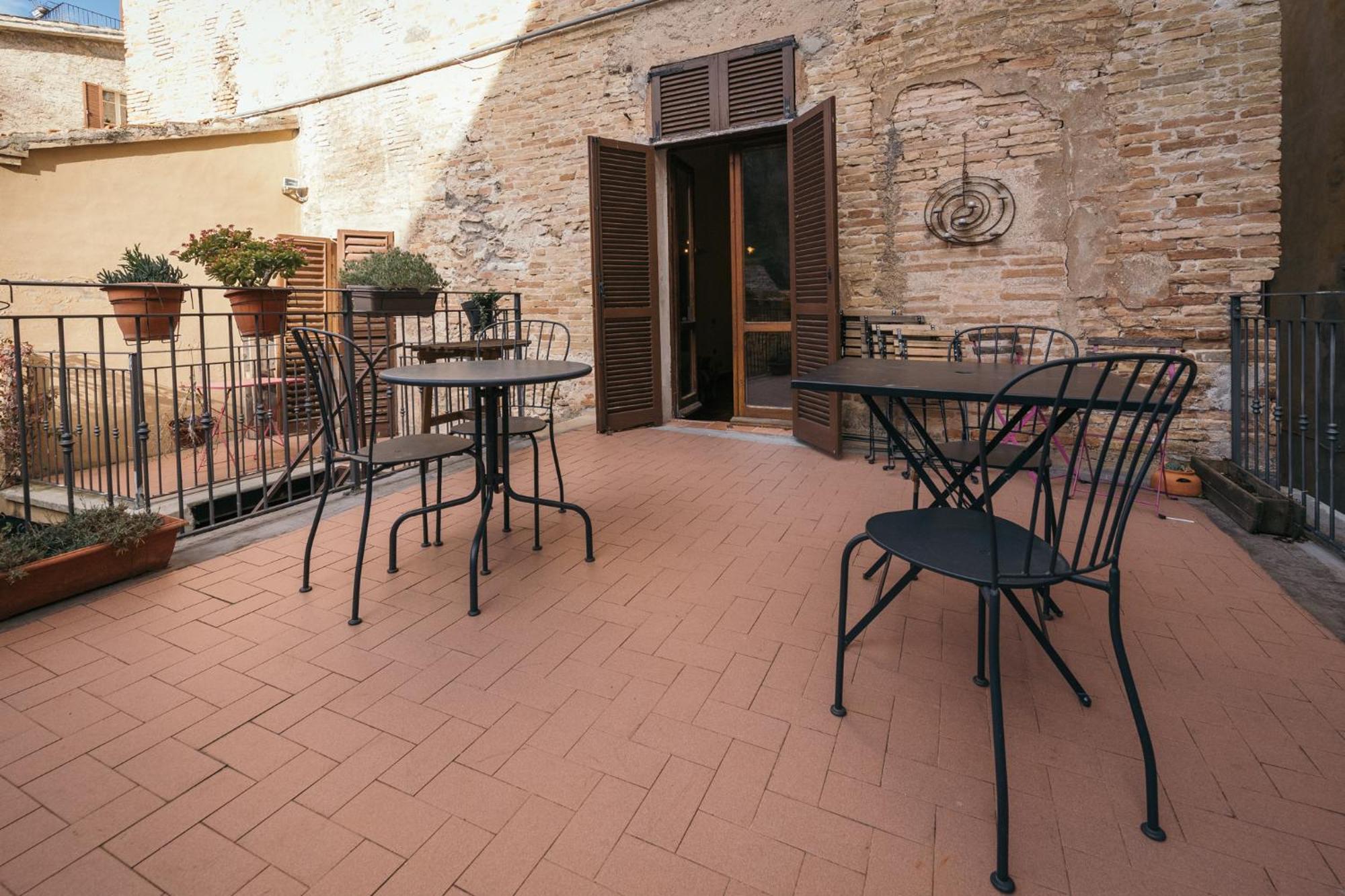 A Palazzo Bed & Breakfast Pergola Bagian luar foto
