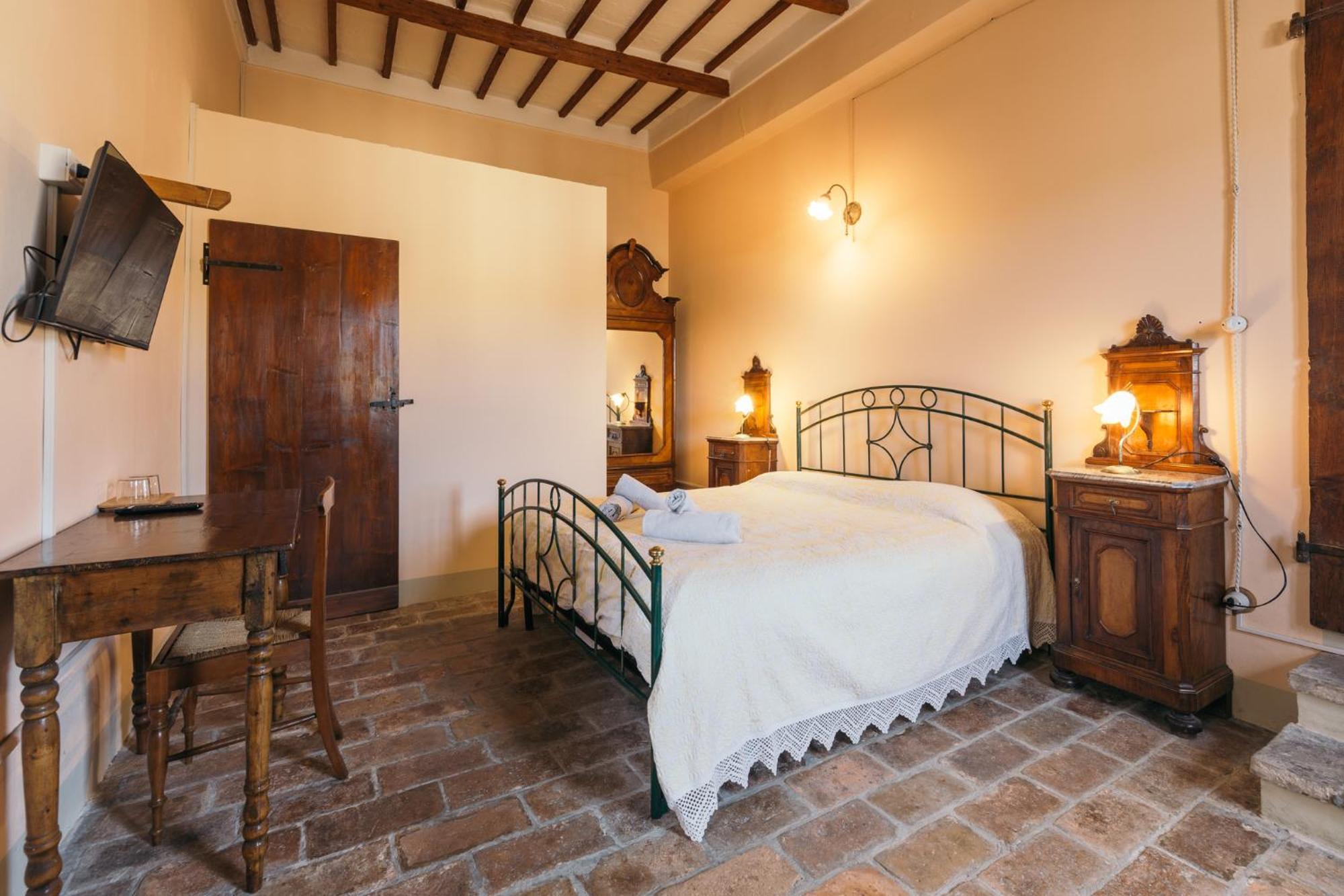 A Palazzo Bed & Breakfast Pergola Bagian luar foto